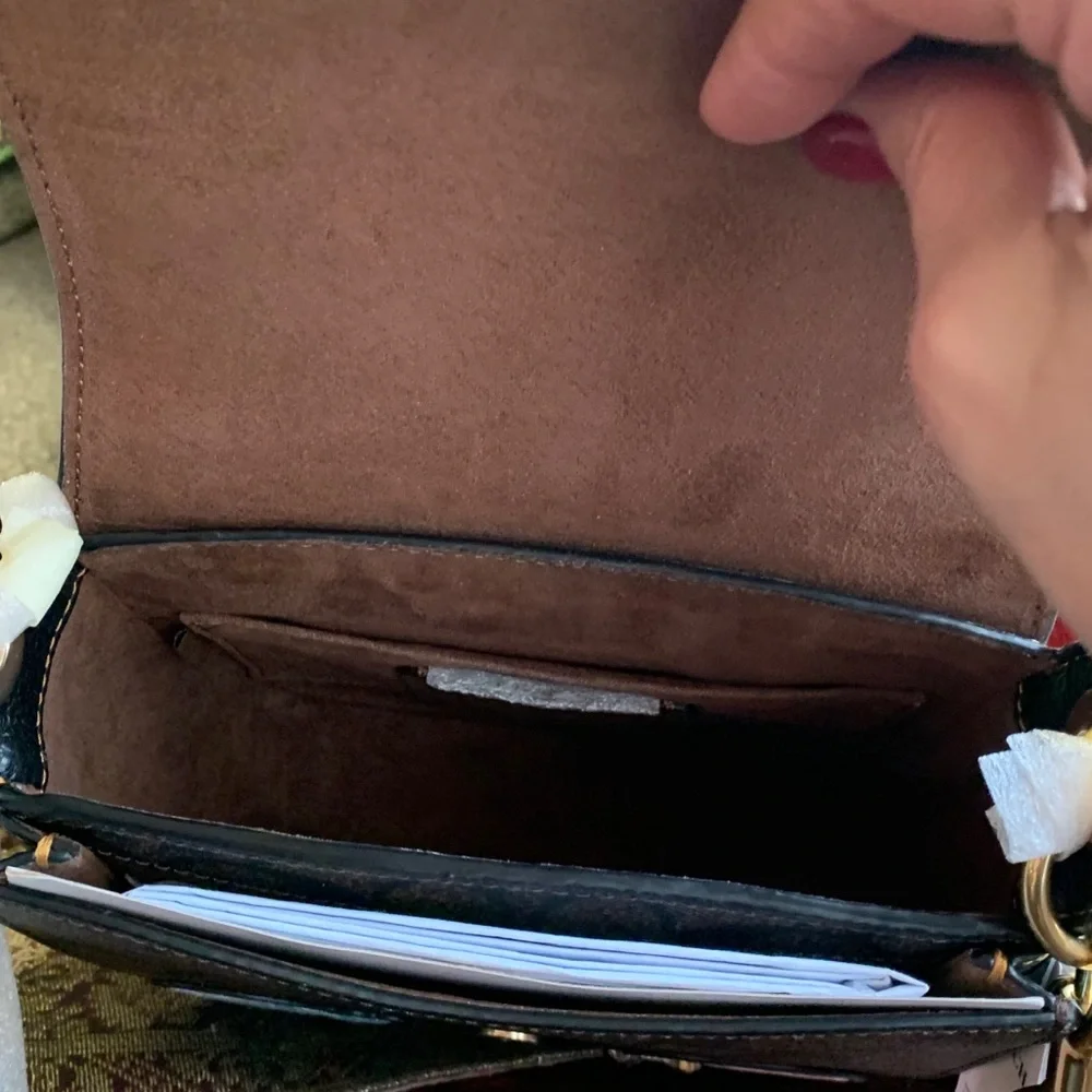 RARE🔥Authentic COACH SIGNATURE LEATHER  PATCHES FLAP SNAP SHOULDER/CROSSBODY - Picture 13 of 16